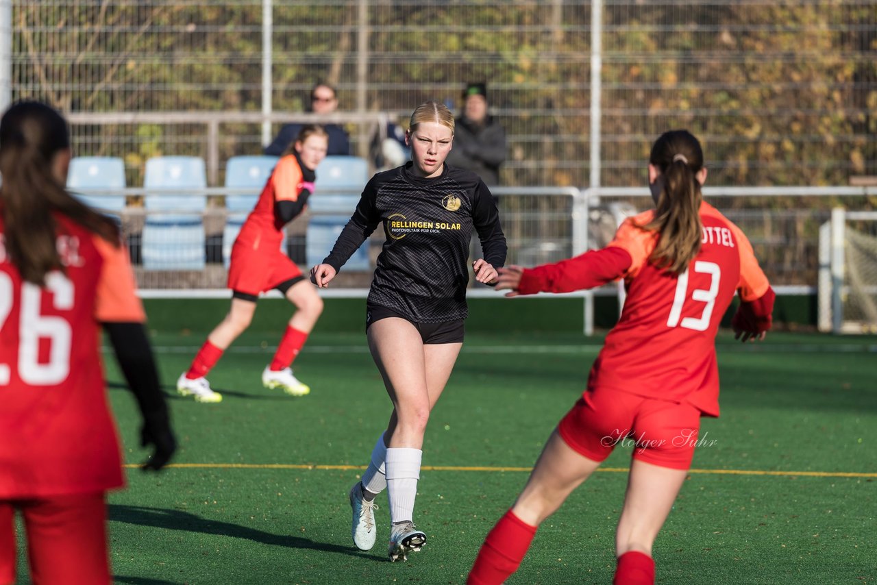 Bild 162 - wBJ VfL Pinneberg2 - Eimsbuttler TV 3 : Ergebnis: 5:0